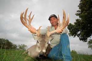 Trophy Whitetail Hunting in Texas