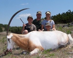 Scimitar Oryx Holiday Hunt